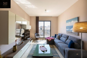 Designer, fully equipped APT, just off Tower Road by 360 Estates